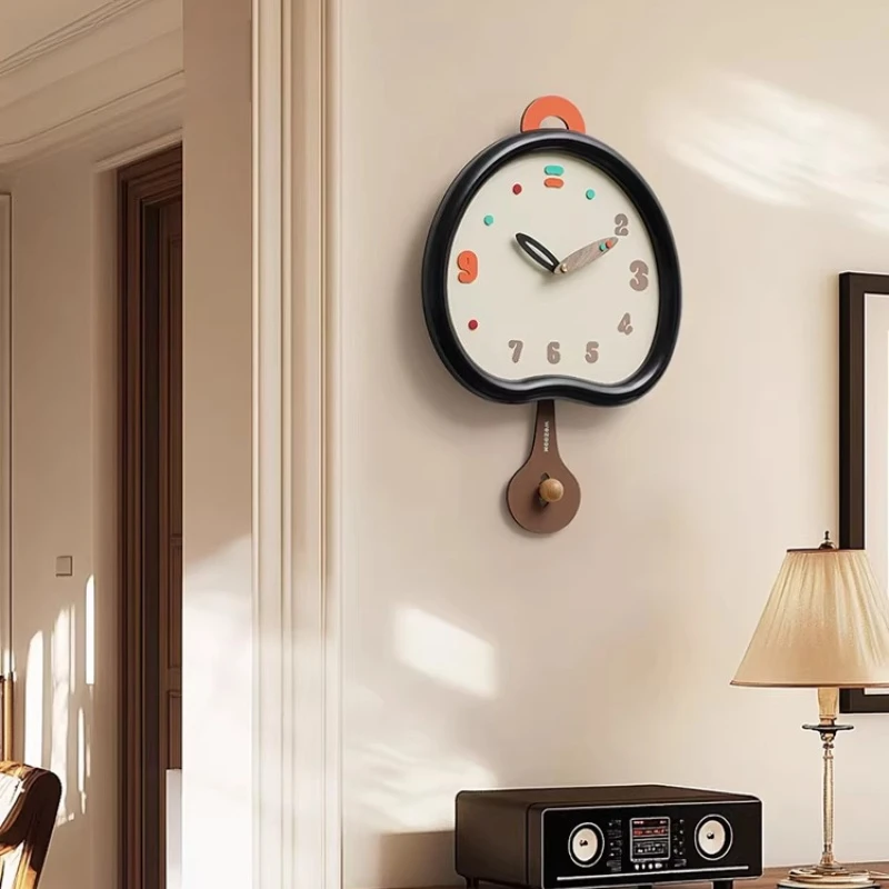 Wanduhr im Mid-Century-Stil, H – Luxury Lifestyle Design Bewertung und Preis